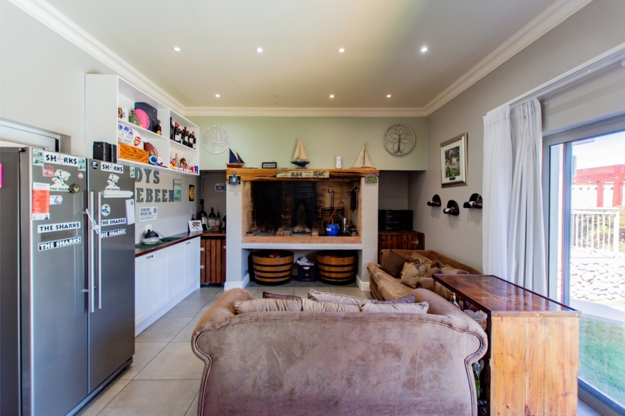 5 Bedroom Property for Sale in Myburgh Park Western Cape